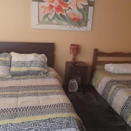 Hospedaje En Temuco - Sector Centro - Cercano A Los Terminales Ngoại thất bức ảnh