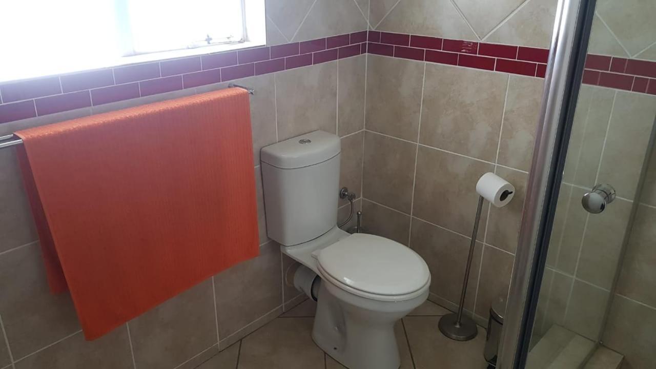 Hospedaje En Temuco - Sector Centro - Cercano A Los Terminales Ngoại thất bức ảnh