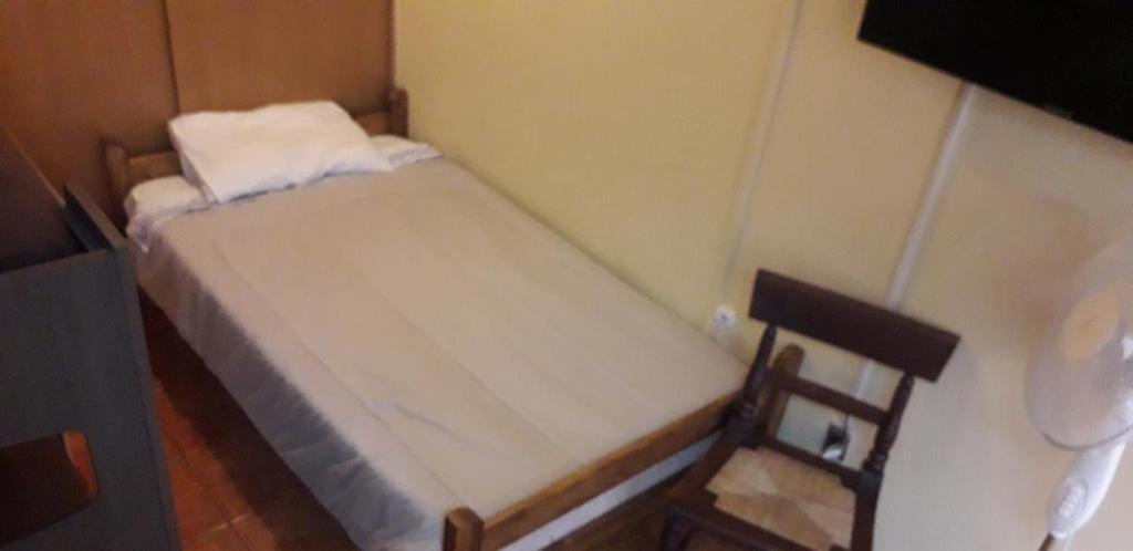 Hospedaje En Temuco - Sector Centro - Cercano A Los Terminales Ngoại thất bức ảnh